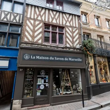 Lägenhet La Cachette De Lucie Heart Of 100m From The Port 2 Guests