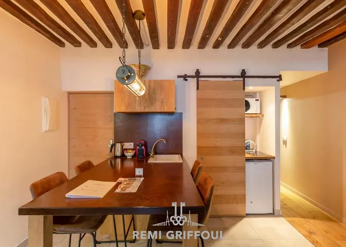 Lägenhet La Cachette De Lucie Heart Of 100m From The Port 2 Guests *